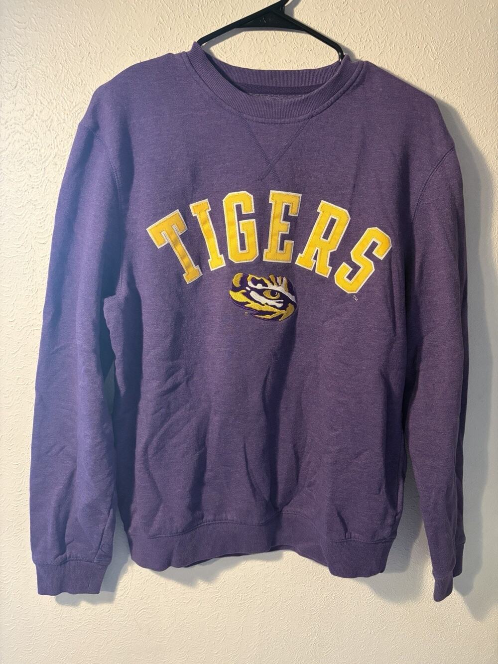 Captivating LSU Tigers Purple/Yellow Crewneck Sweatshirt Pullover Size S